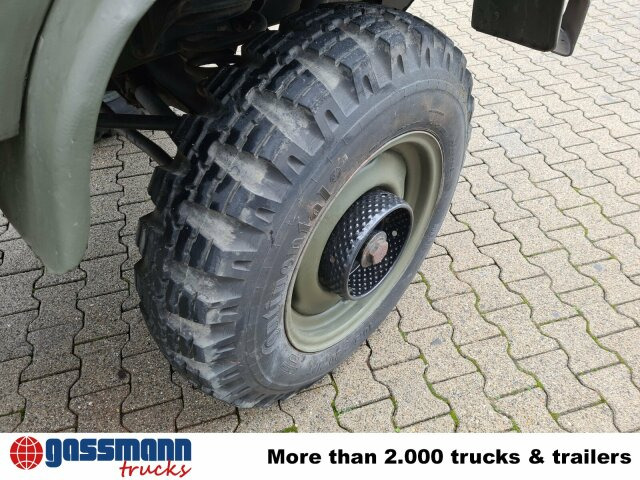 Unimog 404 4x4 S Cabrio, Benziner - Municipal/ Special vehicle: picture 2 Unimog 404 4x4 S Cabrio, Benziner - Municipal/ Special vehicle: picture 2