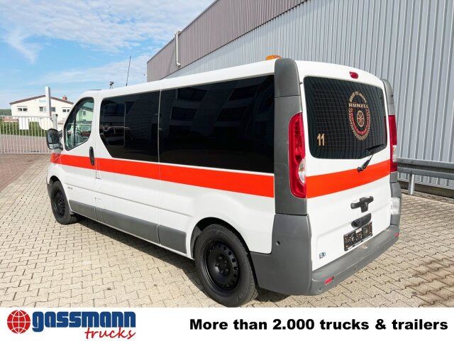 Renault Trafik 2.0 dCi115 4x2, Krankentransporter - Ambulance: picture 3 Renault Trafik 2.0 dCi115 4x2, Krankentransporter - Ambulance: picture 3