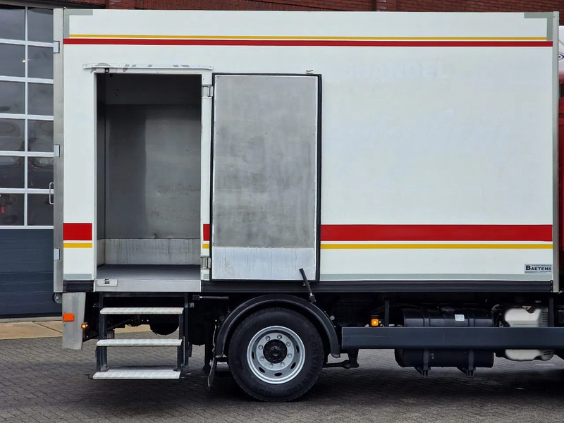 Refrigerator truck MAN TGM 12.250 Sleepercab 4x2 - Carrier Xarios 600 - Meat Hooks - Vleeshang - Rohrbahnen - Low KM: picture 12