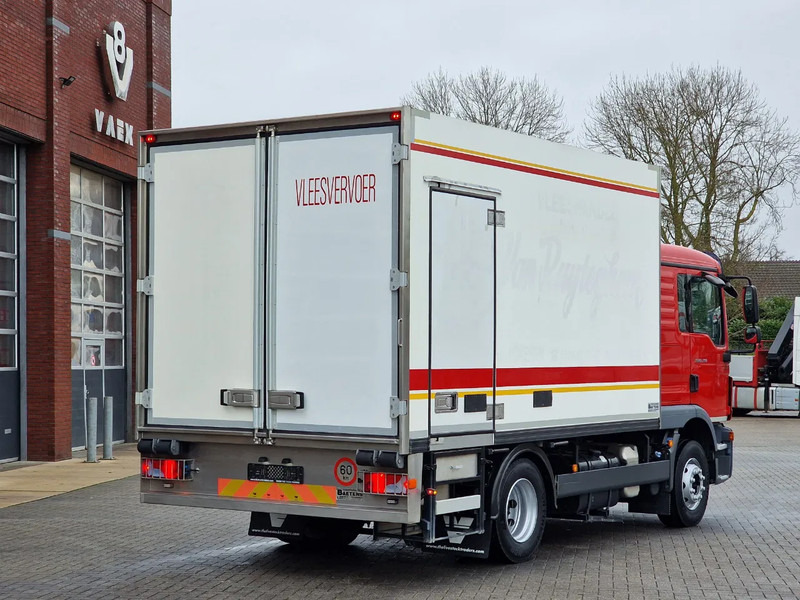 Refrigerator truck MAN TGM 12.250 Sleepercab 4x2 - Carrier Xarios 600 - Meat Hooks - Vleeshang - Rohrbahnen - Low KM: picture 9