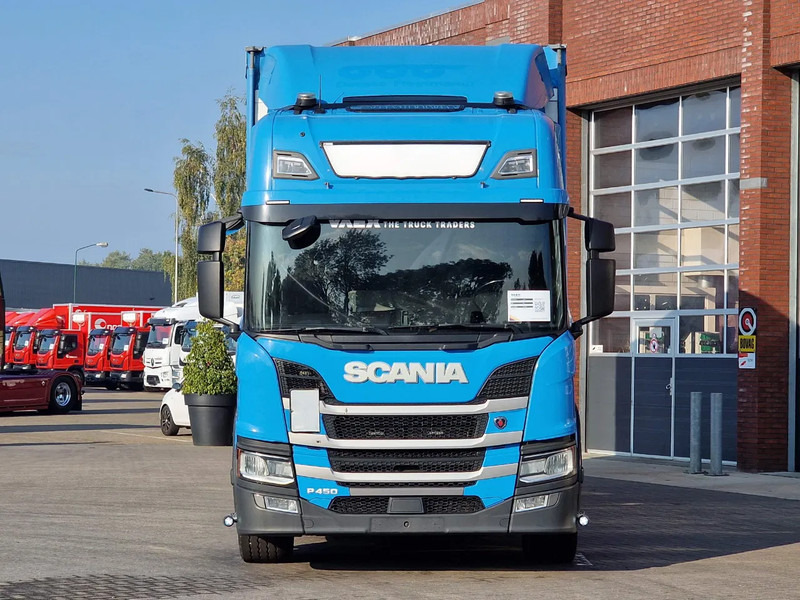 Scania P450 Highline 6x2*4 - Zepro loadlift - Steering axle - 5.15 WB - Full air - - Curtain side truck: picture 2 Scania P450 Highline 6x2*4 - Zepro loadlift - Steering axle - 5.15 WB - Full air - - Curtain side truck: picture 2