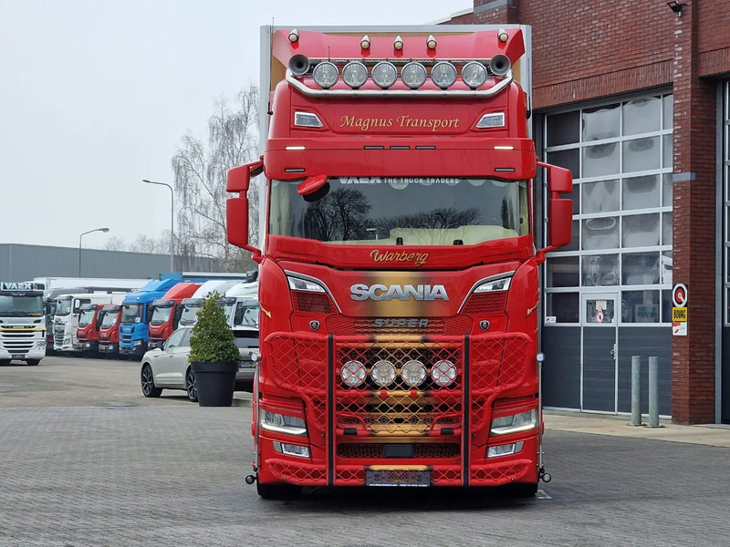 Scania S500 NGS Highline 6x2*4 - Frigo - Zepro loadlift - Retarder - Custom interior - Steering axle - Refrigerator truck: picture 2 Scania S500 NGS Highline 6x2*4 - Frigo - Zepro loadlift - Retarder - Custom interior - Steering axle - Refrigerator truck: picture 2