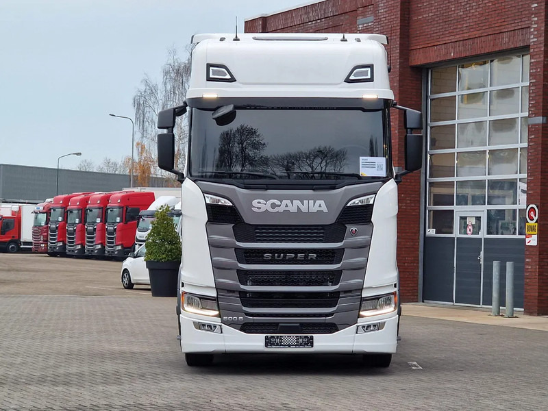 Scania 500S NGS Highline 4x2 - NEW - Retarder - Full air - New dashboard - Led - Full spoiler - 2x tank - Tractor unit: picture 2 Scania 500S NGS Highline 4x2 - NEW - Retarder - Full air - New dashboard - Led - Full spoiler - 2x tank - Tractor unit: picture 2
