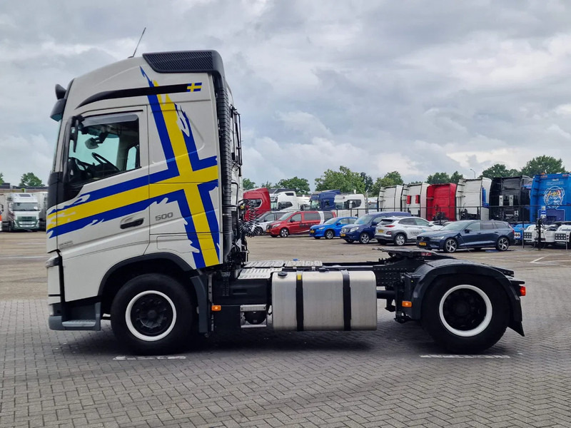 Volvo FH 13.500 Globetrotter 4x2 - I parkcool - Full air - Low KM 347Tkm - Fridge - Tractor unit: picture 5 Volvo FH 13.500 Globetrotter 4x2 - I parkcool - Full air - Low KM 347Tkm - Fridge - Tractor unit: picture 5