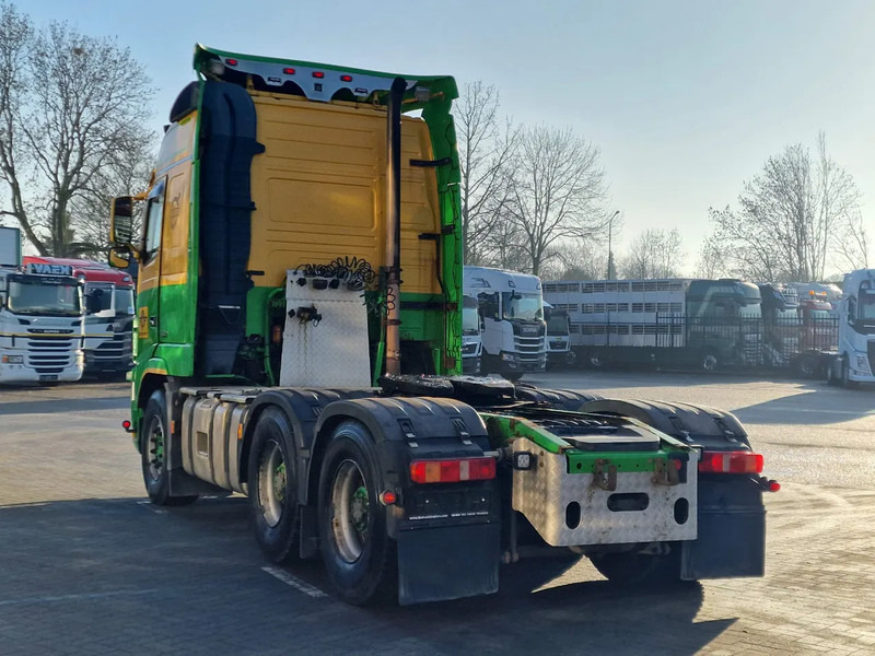Volvo FH 13.660 Globetrotter 6x4 - PTO/Hydraulic - HUB reduction - Leather - Tractor unit: picture 5 Volvo FH 13.660 Globetrotter 6x4 - PTO/Hydraulic - HUB reduction - Leather - Tractor unit: picture 5