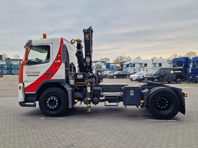Volvo FM 9.260 4x2 - HIAB 122B Crane - I Shift - Euro 3 - - Tractor unit: picture 4 Volvo FM 9.260 4x2 - HIAB 122B Crane - I Shift - Euro 3 - - Tractor unit: picture 4
