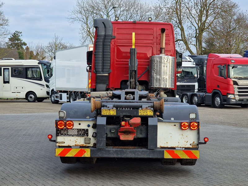 Hook lift truck Volvo FM 500 Globetrotter 8x4*4 - HYVA Hooklift - Lift axle rear - 2x steering axle - Custom interior: picture 8