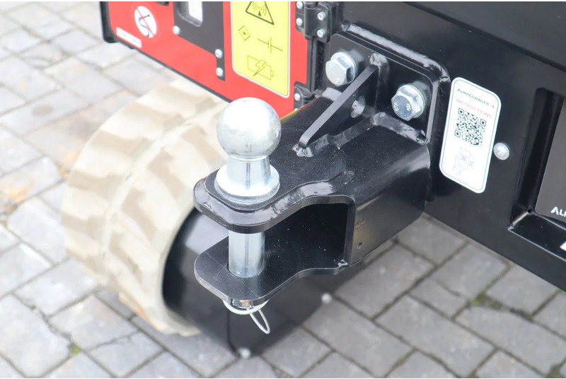 Crawler loader Almac MULTILOADER ML 3.0 BL ELC | HOEFLON TC1 | 3 TON | TRACKED CARRIER: picture 18 Crawler loader Almac MULTILOADER ML 3.0 BL ELC | HOEFLON TC1 | 3 TON | TRACKED CARRIER: picture 18