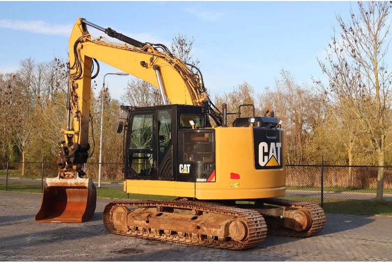 Caterpillar 325 F LCR | ROTOTILT | BUCKET | GPS PREPARED - Crawler excavator: picture 3 Caterpillar 325 F LCR | ROTOTILT | BUCKET | GPS PREPARED - Crawler excavator: picture 3