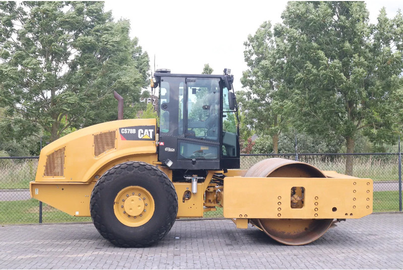 Caterpillar CS78B | TRIMBLE GPS | GOOD CONDITION - Roller: picture 4 Caterpillar CS78B | TRIMBLE GPS | GOOD CONDITION - Roller: picture 4