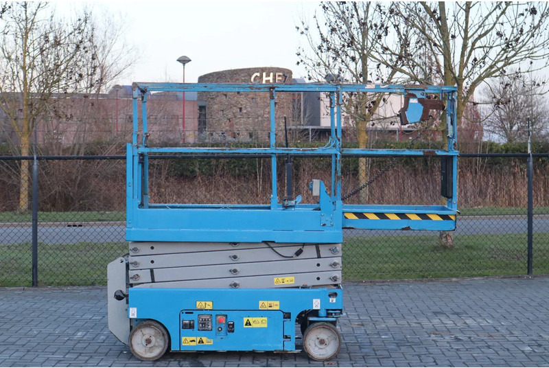 Genie GS-1932 | 7.8 METER | 227 KG - Scissor lift: picture 4 Genie GS-1932 | 7.8 METER | 227 KG - Scissor lift: picture 4