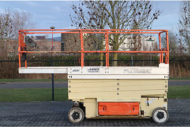 JLG 2646 ES | 10 METER | 450 KG - Scissor lift: picture 4 JLG 2646 ES | 10 METER | 450 KG - Scissor lift: picture 4