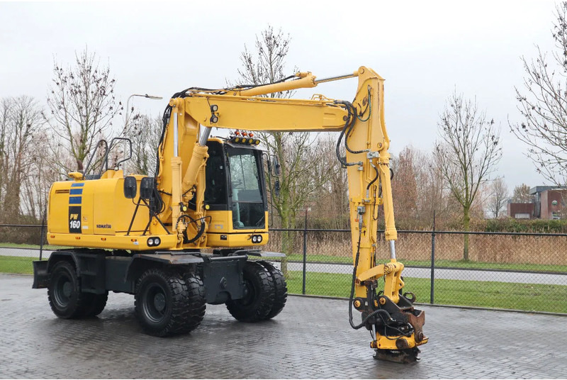 Komatsu PW 160-10 | ROTOTILT | NEW TIRES - Wheel excavator: picture 5 Komatsu PW 160-10 | ROTOTILT | NEW TIRES - Wheel excavator: picture 5