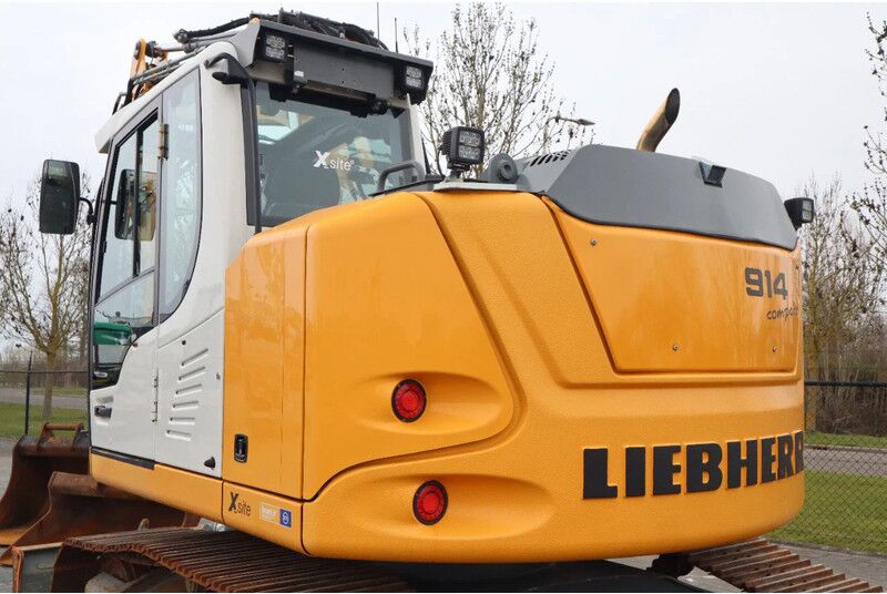 Liebherr R914 COMPACT STD | ROTOTILT | 2X BUCKET | DOZERBLADE - Crawler excavator: picture 4 Liebherr R914 COMPACT STD | ROTOTILT | 2X BUCKET | DOZERBLADE - Crawler excavator: picture 4
