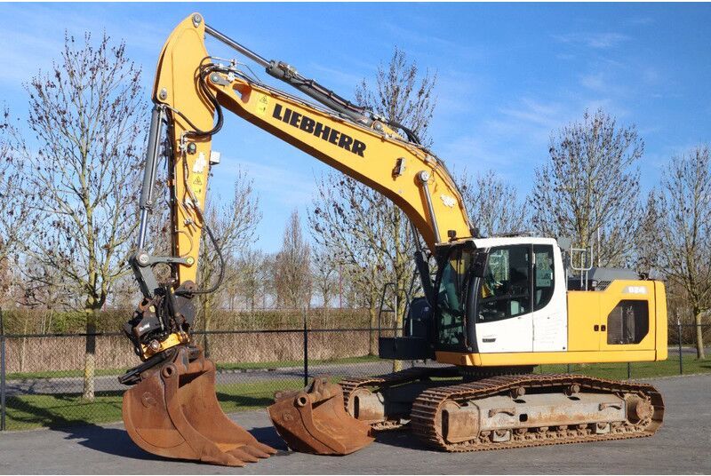 Liebherr R924 LC | ROTOTILT + GRIPPER | 2X BUCKET - Crawler excavator: picture 2 Liebherr R924 LC | ROTOTILT + GRIPPER | 2X BUCKET - Crawler excavator: picture 2