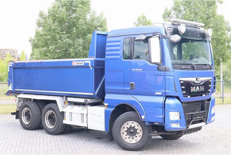 MAN TGX 26.560 6X4 BIG AXLES RETARDER ONLY 169.000 KM - Tipper: picture 5 MAN TGX 26.560 6X4 BIG AXLES RETARDER ONLY 169.000 KM - Tipper: picture 5