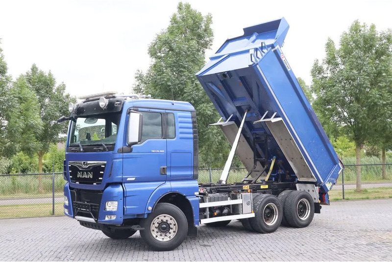 MAN TGX 26.560 6X4 BIG AXLES RETARDER ONLY 169.000 KM - Tipper: picture 1 MAN TGX 26.560 6X4 BIG AXLES RETARDER ONLY 169.000 KM - Tipper: picture 1