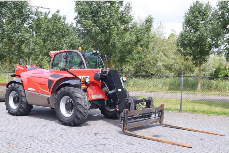Manitou MLT 960 | SWING HYDR. QUICK COUPLER | HYDR. FORKS | BUCKET - Telescopic handler: picture 5 Manitou MLT 960 | SWING HYDR. QUICK COUPLER | HYDR. FORKS | BUCKET - Telescopic handler: picture 5