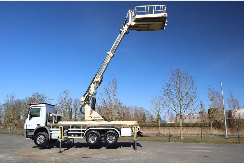 Mercedes-Benz Actros 2636 6X4 | TUNNEL PLATFORM | REMOTE DRIVING - Crane truck: picture 3 Mercedes-Benz Actros 2636 6X4 | TUNNEL PLATFORM | REMOTE DRIVING - Crane truck: picture 3