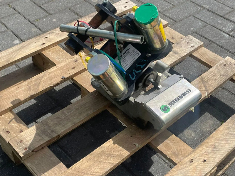 STEELWRIST TMX S30 -180HA | TILT QUICKCOUPLER | TILTING COUPLER | NEW - Tiltrotator for Construction machinery: picture 5 STEELWRIST TMX S30 -180HA | TILT QUICKCOUPLER | TILTING COUPLER | NEW - Tiltrotator for Construction machinery: picture 5