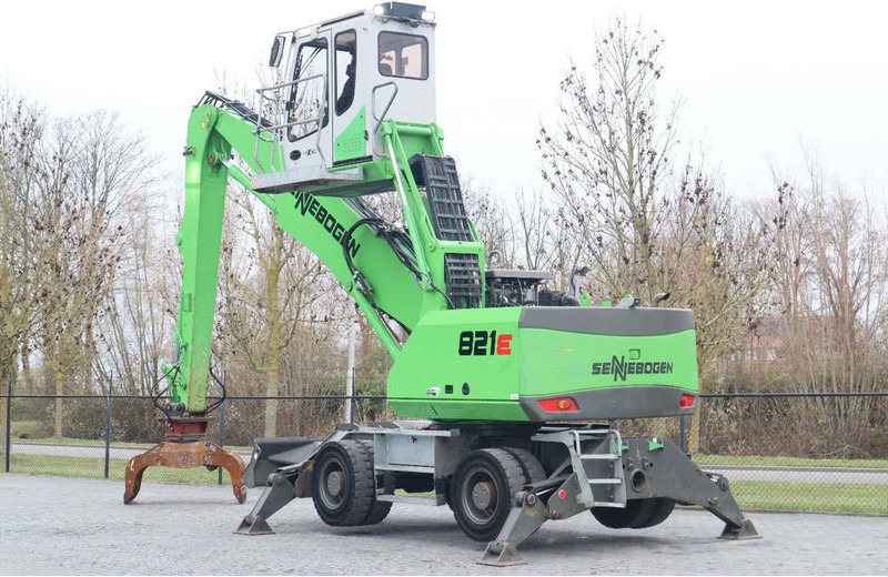 Sennebogen 821E | 821 E | SORTING GRAB | DOZERBLADE | GREAT CONDITION - Waste/ Industry handler: picture 3 Sennebogen 821E | 821 E | SORTING GRAB | DOZERBLADE | GREAT CONDITION - Waste/ Industry handler: picture 3