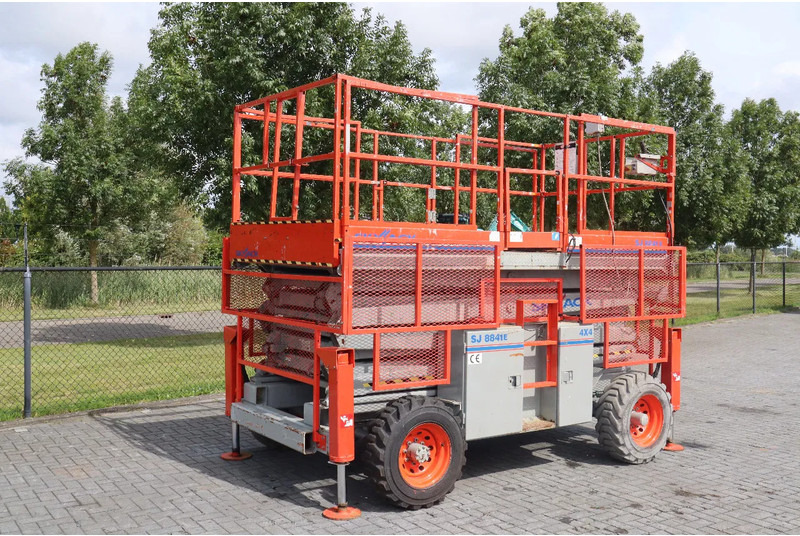 Skyjack SJ8841 E | 14.5 METER | 681 KG - Scissor lift: picture 5 Skyjack SJ8841 E | 14.5 METER | 681 KG - Scissor lift: picture 5