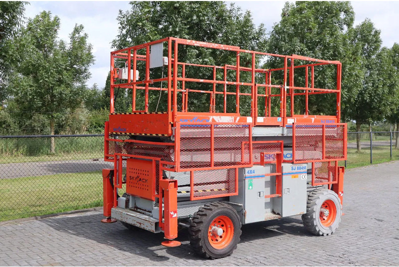 Skyjack SJ8841 E | 14.5 METER | 681 KG - Scissor lift: picture 3 Skyjack SJ8841 E | 14.5 METER | 681 KG - Scissor lift: picture 3