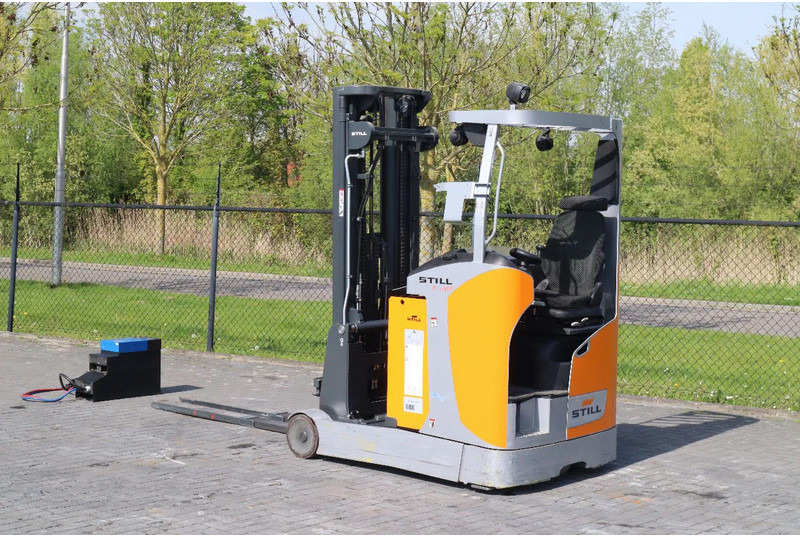 Still FM-X 17 | EXTENDING FORKS | SIDESHIFT | 5.75 M - Reach truck: picture 3 Still FM-X 17 | EXTENDING FORKS | SIDESHIFT | 5.75 M - Reach truck: picture 3