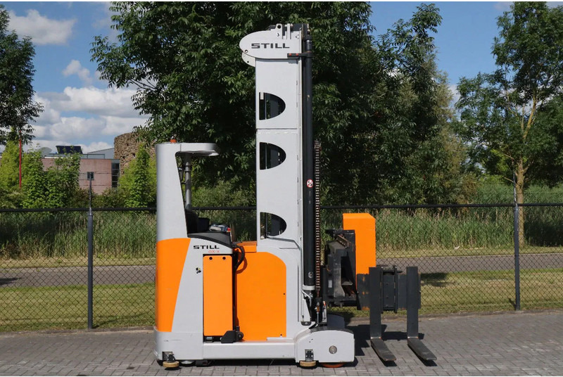 Still GX-X | REACHTRUCK | ROTATING FORKS | 4.5 METER | TRIPLEX - Reach truck: picture 4 Still GX-X | REACHTRUCK | ROTATING FORKS | 4.5 METER | TRIPLEX - Reach truck: picture 4