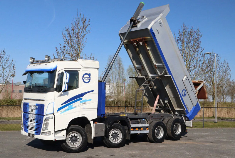 Volvo FH 540 | 8X4 | TANDEMLIFT | RETARDER | BIG AXLES | EURO 6 - Tipper: picture 1 Volvo FH 540 | 8X4 | TANDEMLIFT | RETARDER | BIG AXLES | EURO 6 - Tipper: picture 1