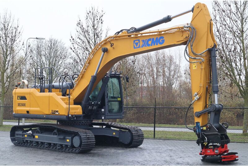 XCMG XE260E | ROTOTILT R8 | CE | CUMMINS STAGE V | WARRANTY - Crawler excavator: picture 5 XCMG XE260E | ROTOTILT R8 | CE | CUMMINS STAGE V | WARRANTY - Crawler excavator: picture 5