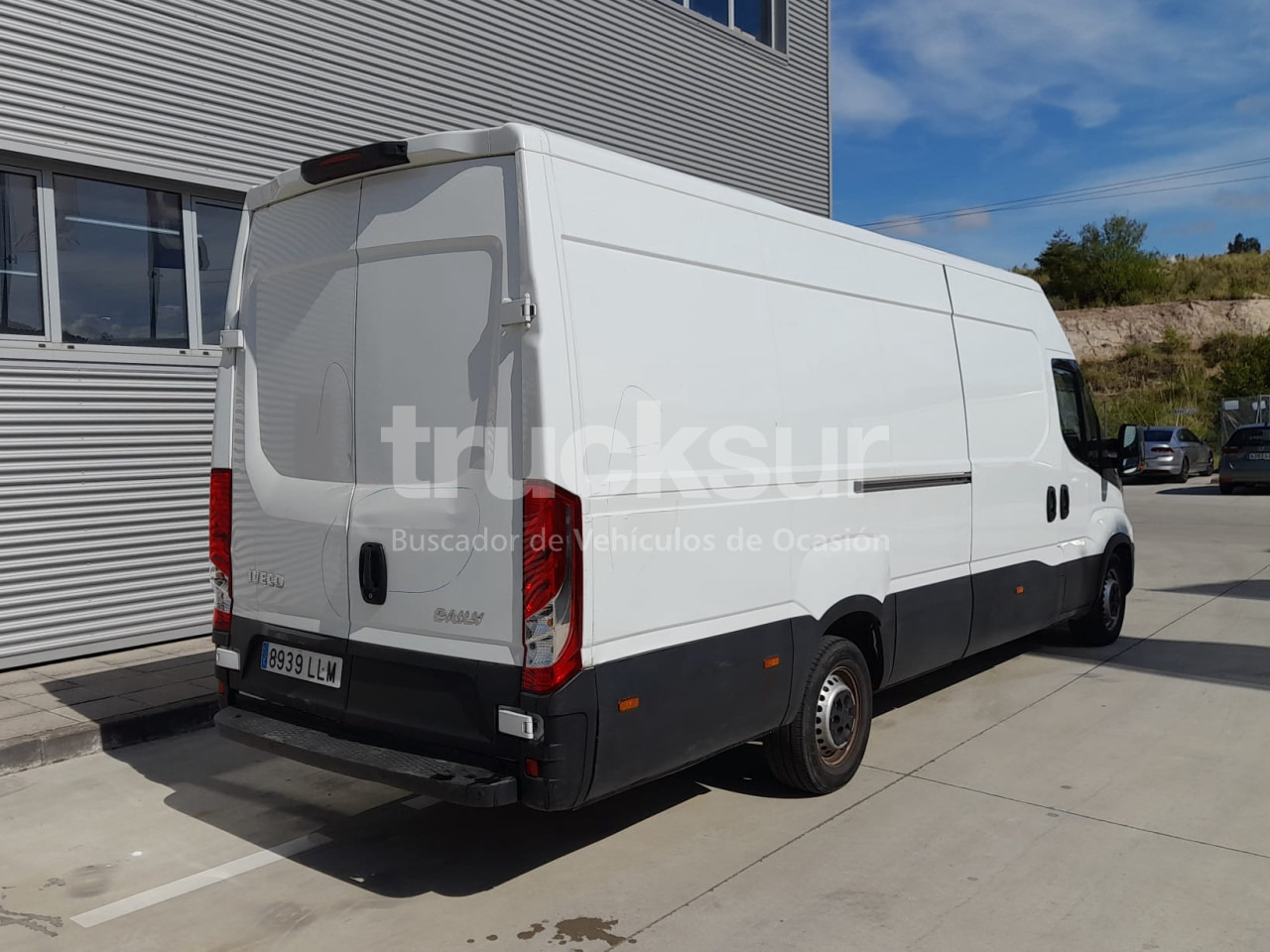 IVECO DAILY 35S16 - Closed box van: picture 4 IVECO DAILY 35S16 - Closed box van: picture 4