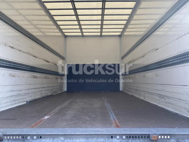 IVECO EUROCARGO 140E25 - Box truck: picture 5 IVECO EUROCARGO 140E25 - Box truck: picture 5