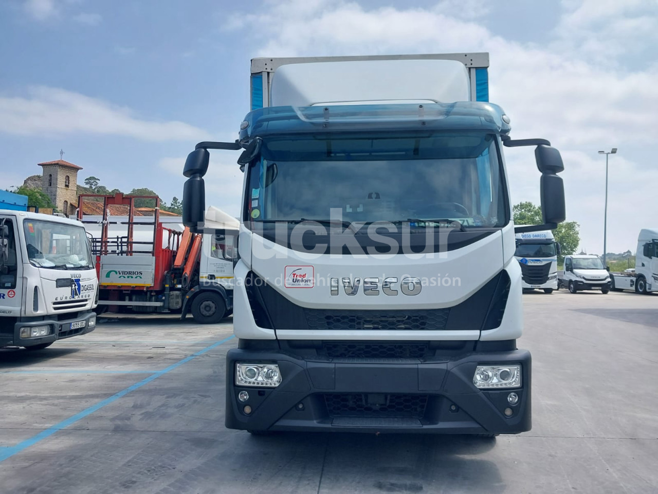 IVECO EUROCARGO ML160-250 - Curtain side truck: picture 5 IVECO EUROCARGO ML160-250 - Curtain side truck: picture 5