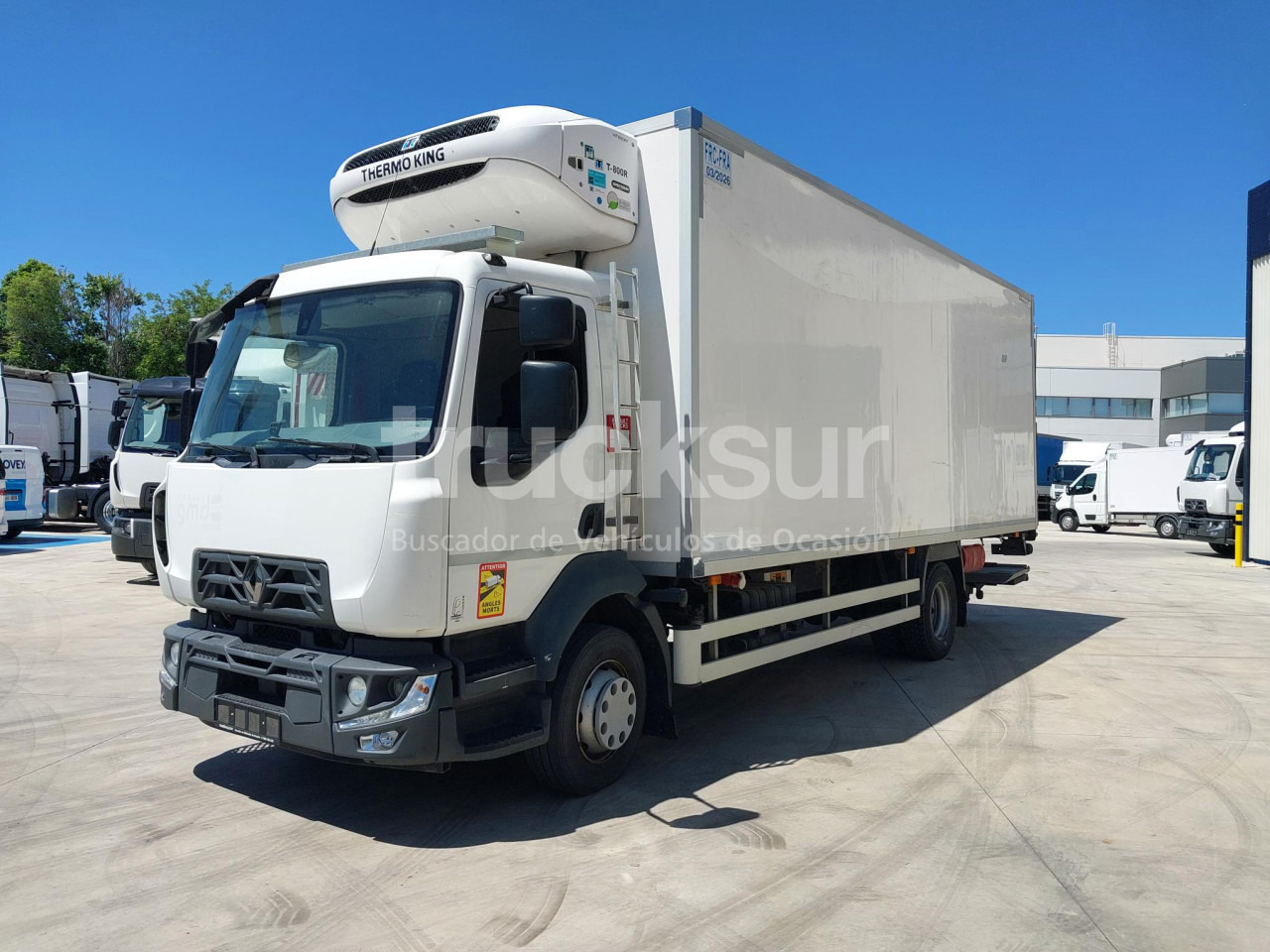 RENAULT D13.240 - Refrigerator truck: picture 1 RENAULT D13.240 - Refrigerator truck: picture 1