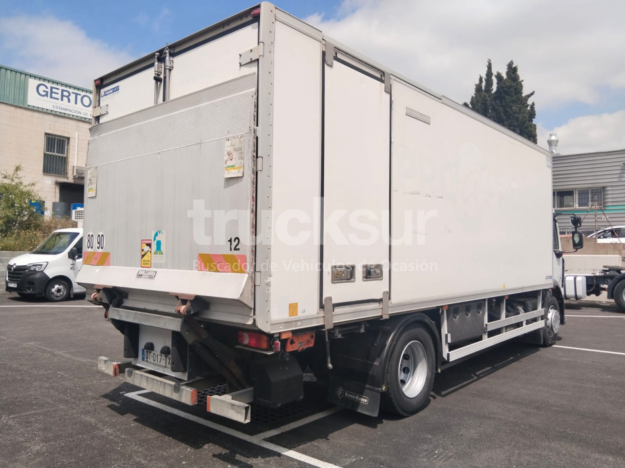 RENAULT D280 - Refrigerator truck: picture 5 RENAULT D280 - Refrigerator truck: picture 5