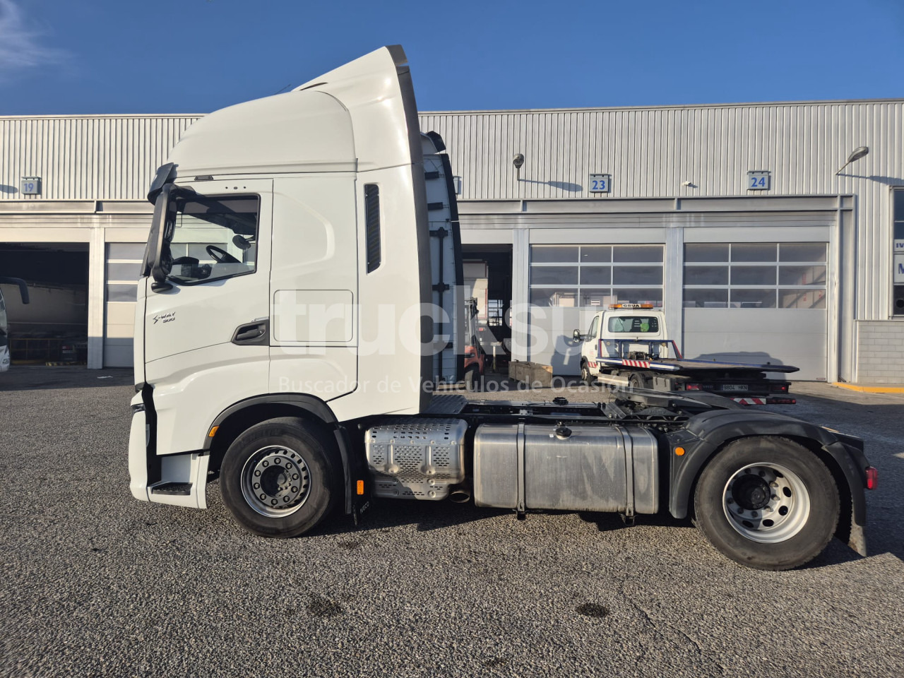IVECO S-WAY AS44S50T/P 500CV - Tractor unit: picture 4 IVECO S-WAY AS44S50T/P 500CV - Tractor unit: picture 4