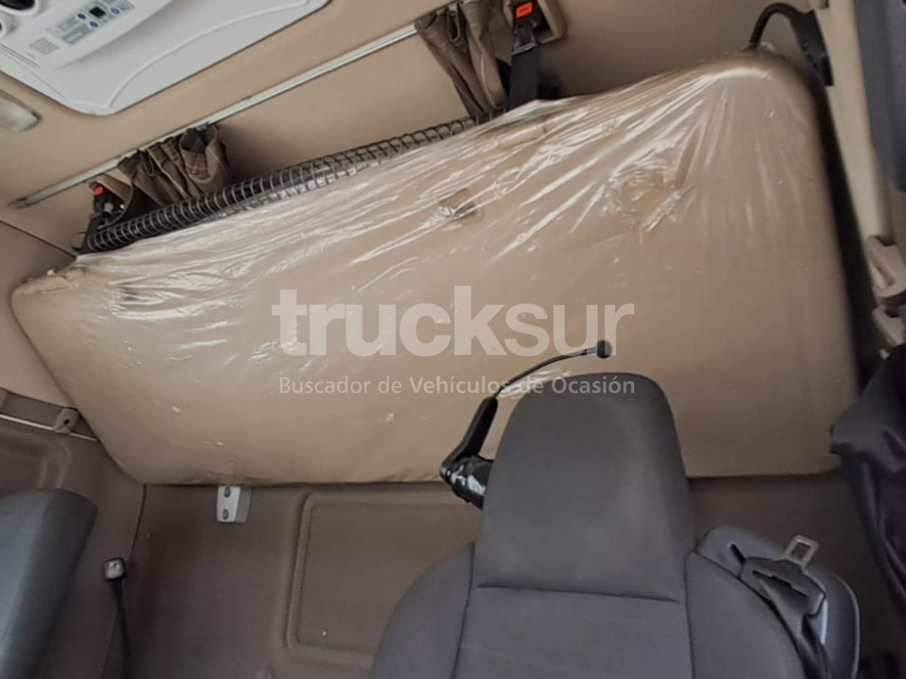 Tractor unit SCANIA R450: picture 8