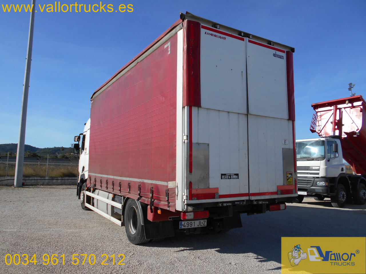 RENAULT T460 - Curtain side truck: picture 3 RENAULT T460 - Curtain side truck: picture 3