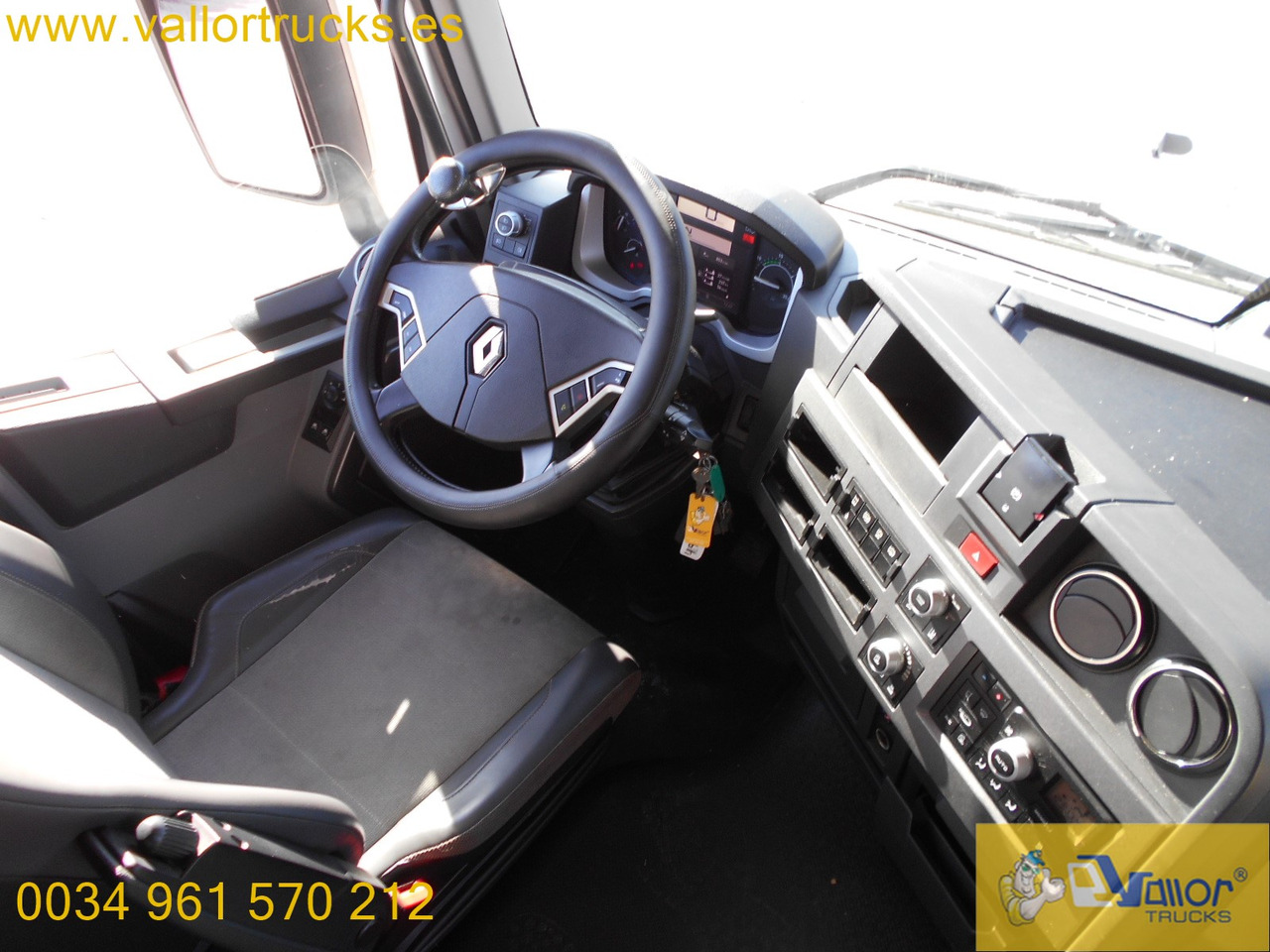 RENAULT T460 - Curtain side truck: picture 5 RENAULT T460 - Curtain side truck: picture 5