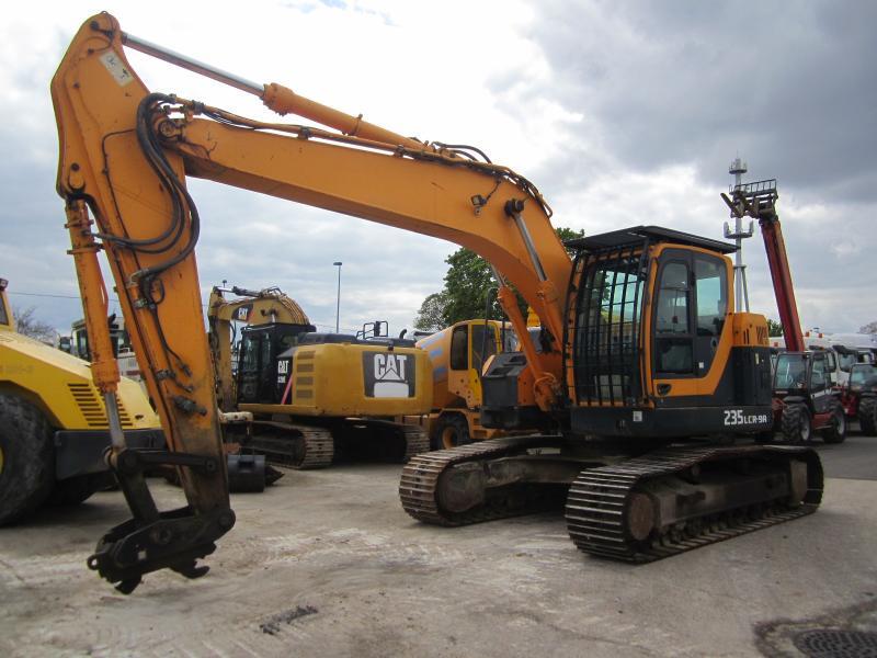 Hyundai 235 LCR 9A - Crawler excavator: picture 1 Hyundai 235 LCR 9A - Crawler excavator: picture 1