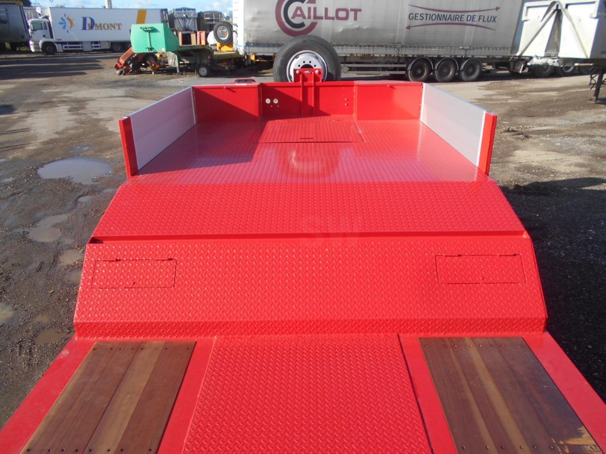 Invepe - Low loader semi-trailer: picture 4 Invepe - Low loader semi-trailer: picture 4