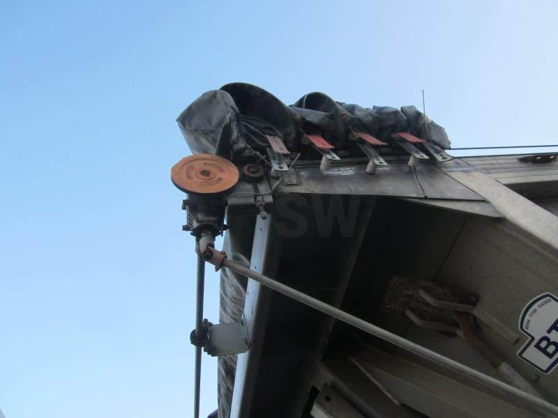 Tipper semi-trailer Kaiser: picture 18
