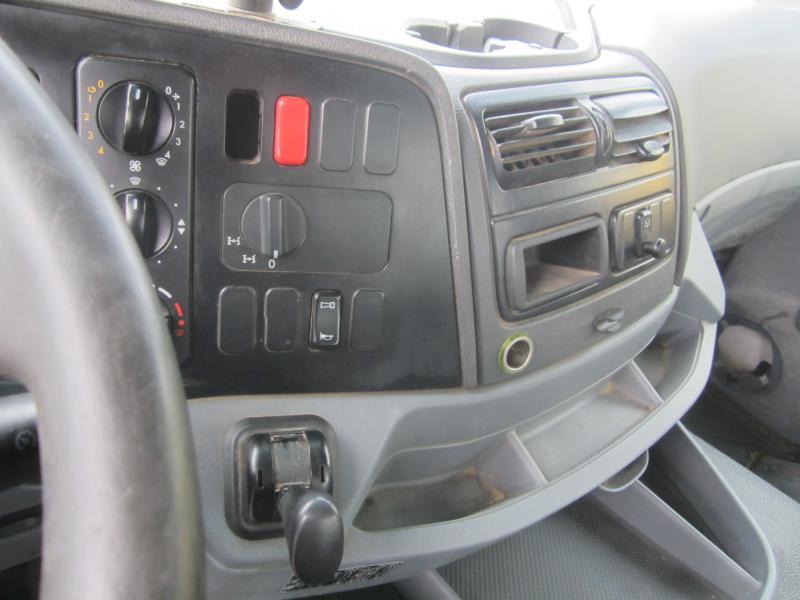 Tipper Mercedes Axor 3240: picture 9
