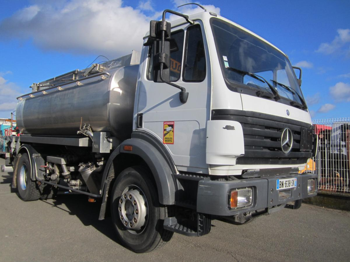 Mercedes SK 2024 - Tanker truck: picture 2 Mercedes SK 2024 - Tanker truck: picture 2