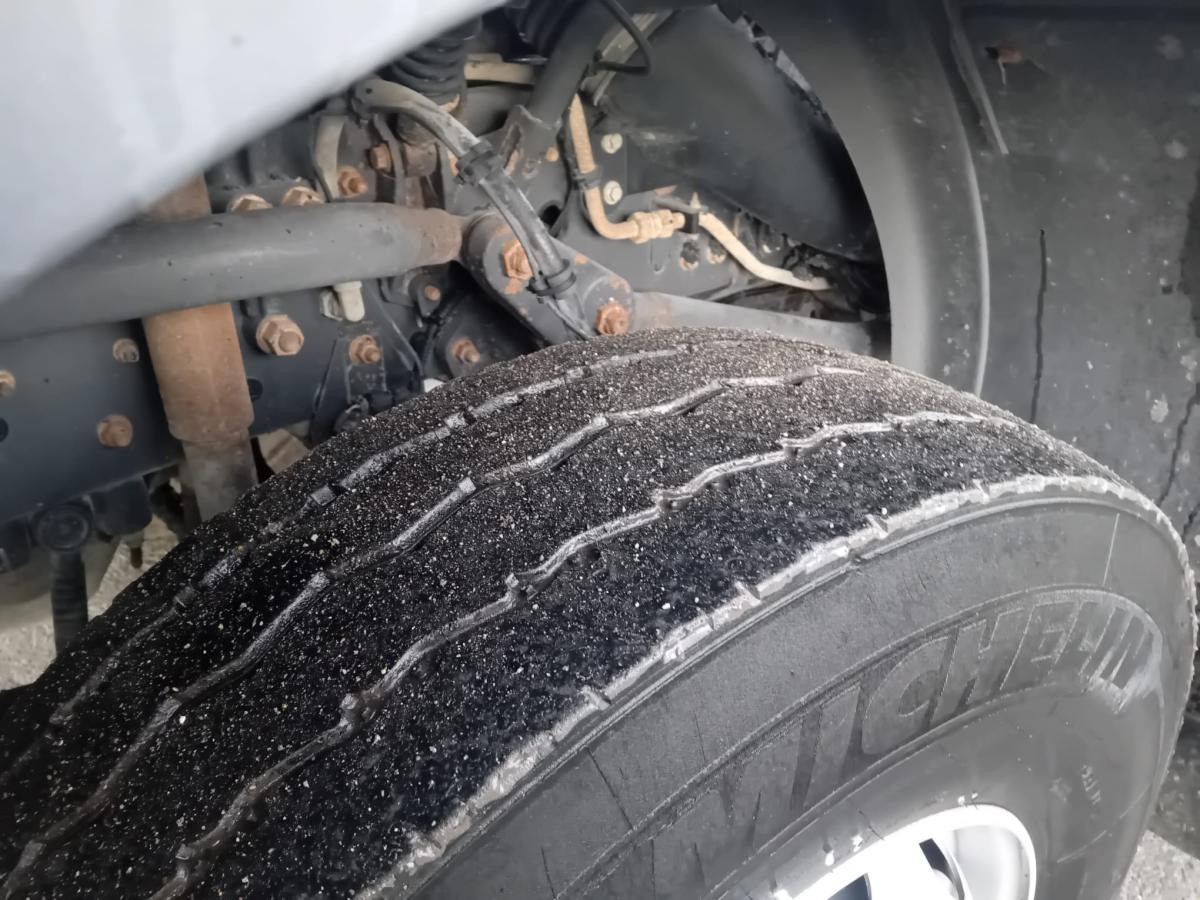 Tipper Renault Kerax 410 DXI: picture 10