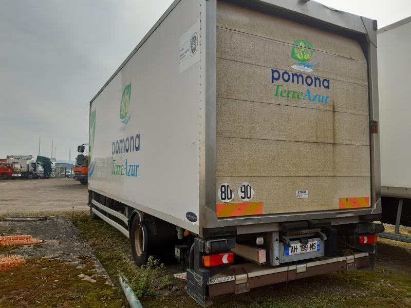 Renault Midlum 220 DXI - Refrigerator truck: picture 4 Renault Midlum 220 DXI - Refrigerator truck: picture 4