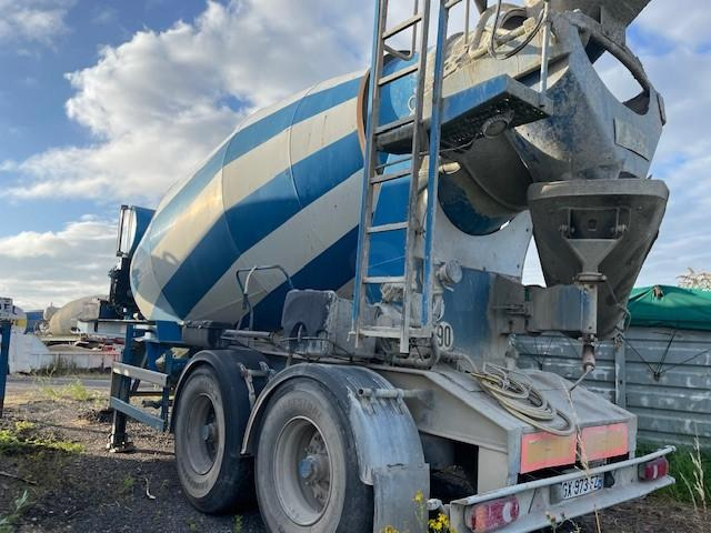 Stetter - Concrete mixer semi-trailer: picture 4 Stetter - Concrete mixer semi-trailer: picture 4