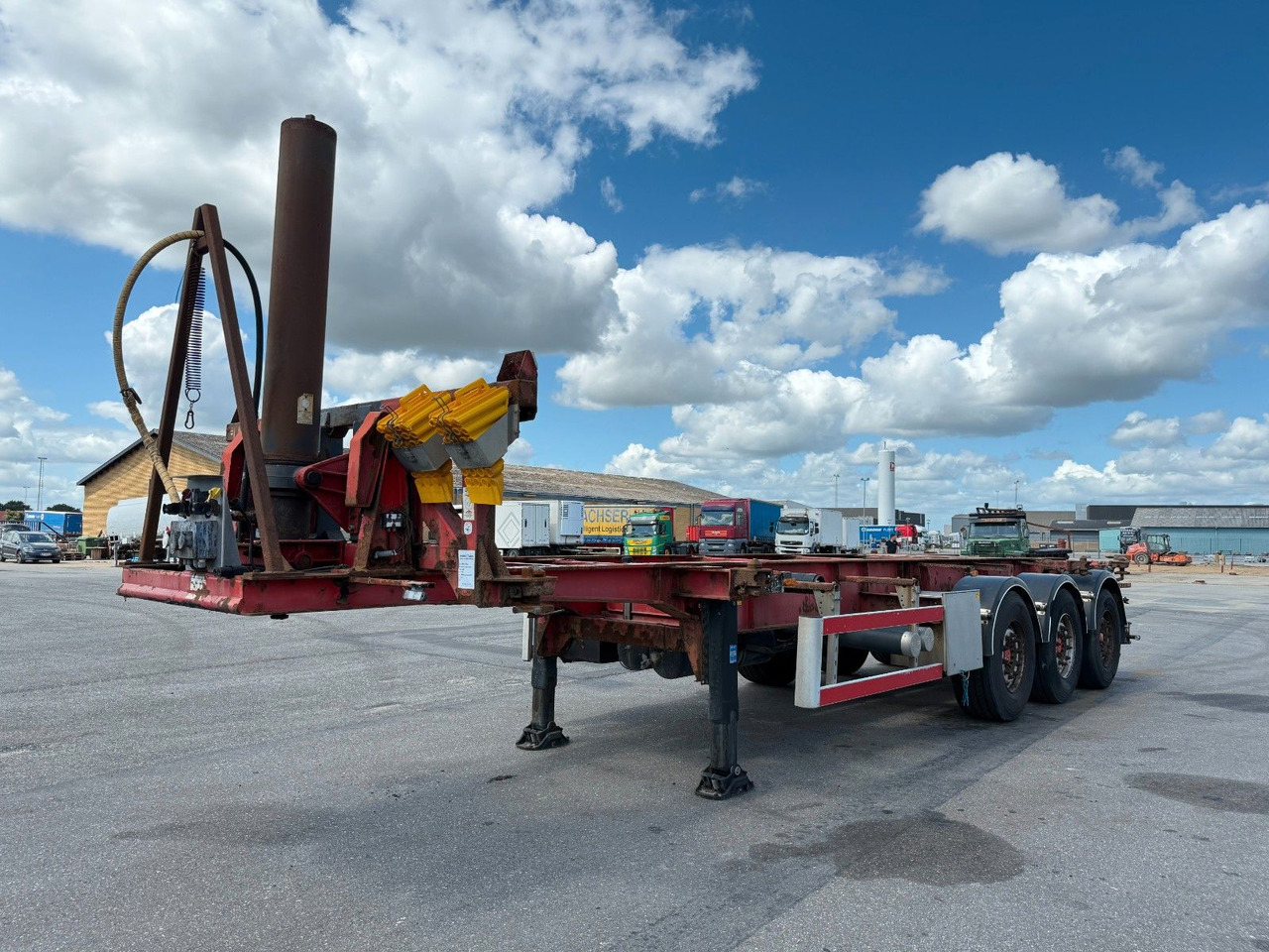 Lag 3 Axle 30" Container Tipper Chassis Lag 3 Axle 30" Container Tipper Chassis - Tipper semi-trailer: picture 1 Lag 3 Axle 30" Container Tipper Chassis Lag 3 Axle 30" Container Tipper Chassis - Tipper semi-trailer: picture 1