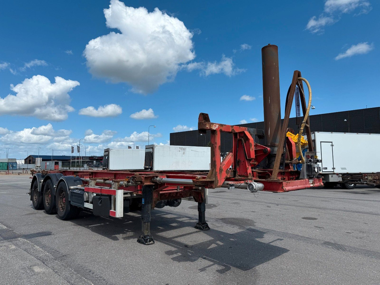 Lag 3 Axle 30" Container Tipper Chassis Lag 3 Axle 30" Container Tipper Chassis - Tipper semi-trailer: picture 2 Lag 3 Axle 30" Container Tipper Chassis Lag 3 Axle 30" Container Tipper Chassis - Tipper semi-trailer: picture 2